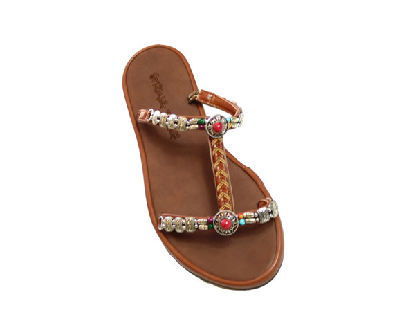Sandales marrons style hippie à ornement argenté et perles