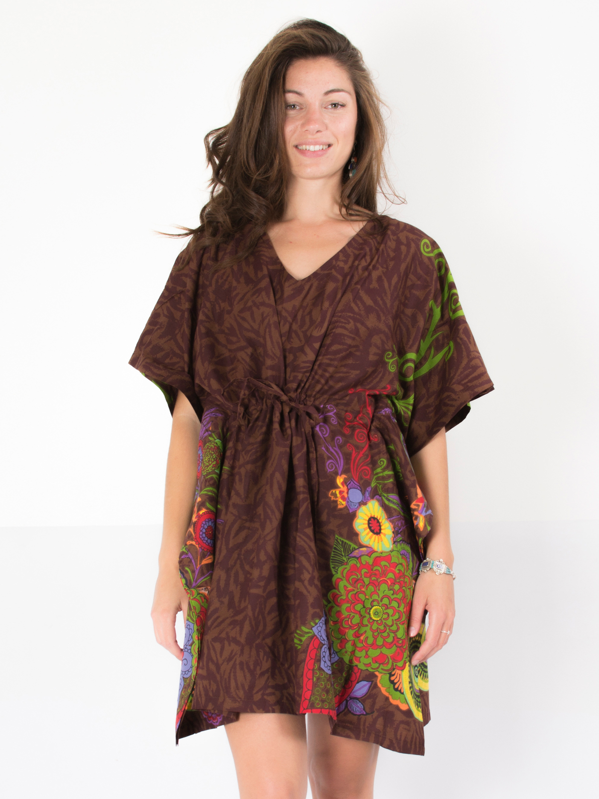 Robe courte et ample marron ?� fleurs - Mode ethnique
