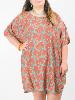 Robe poncho grande taille ample motif coloré paisley rouge