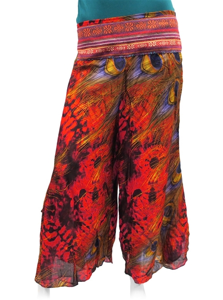 Pantalon palazzo rouge à motif de plume