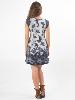 Robe grise et blanche à motif de paisley ethnique