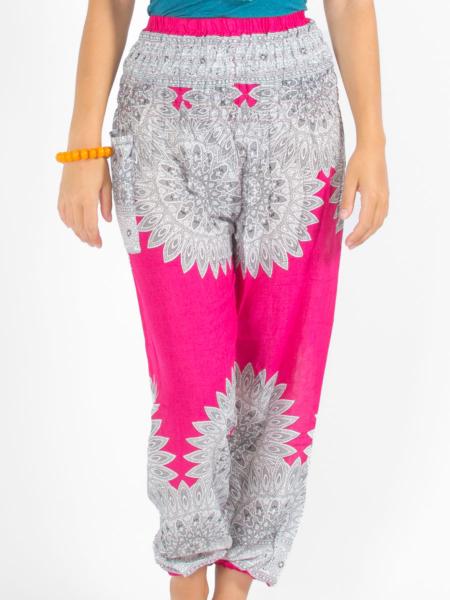 Pantalon bouffant rose et blanc à motif dentelle et mandala