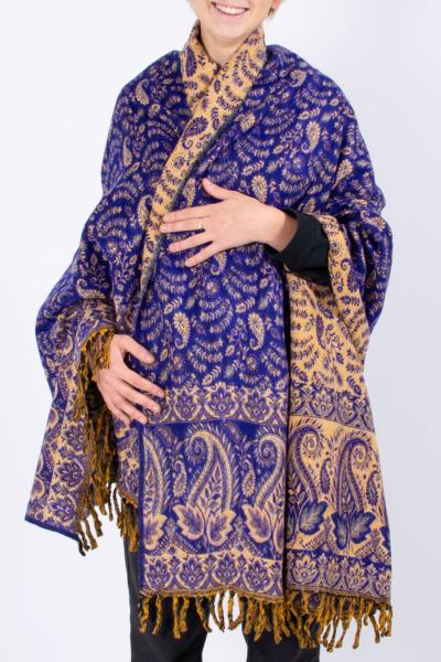Grande écharpe en pure laine bleue à motif cachemire