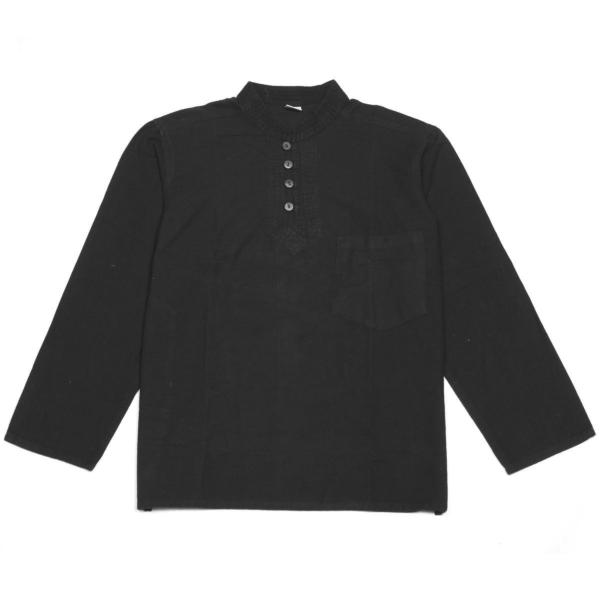 Chemise noire à manches longues chic et sobre