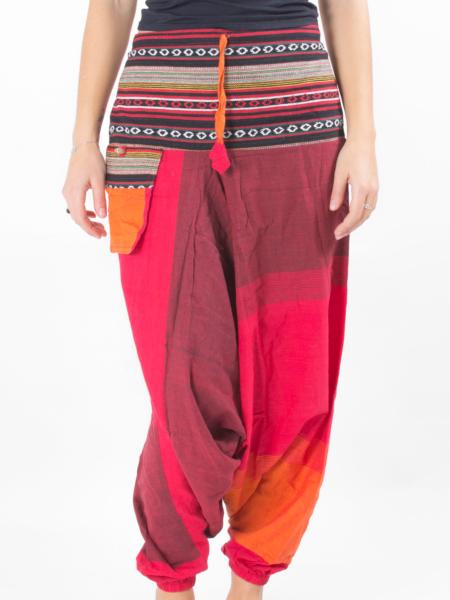 Pantalon sarouel léger rouge à rayures et motif du Népal