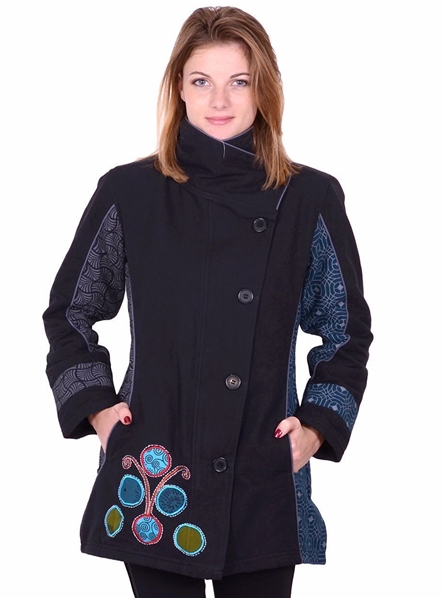 Manteau ethnique noir à motif origami bleu