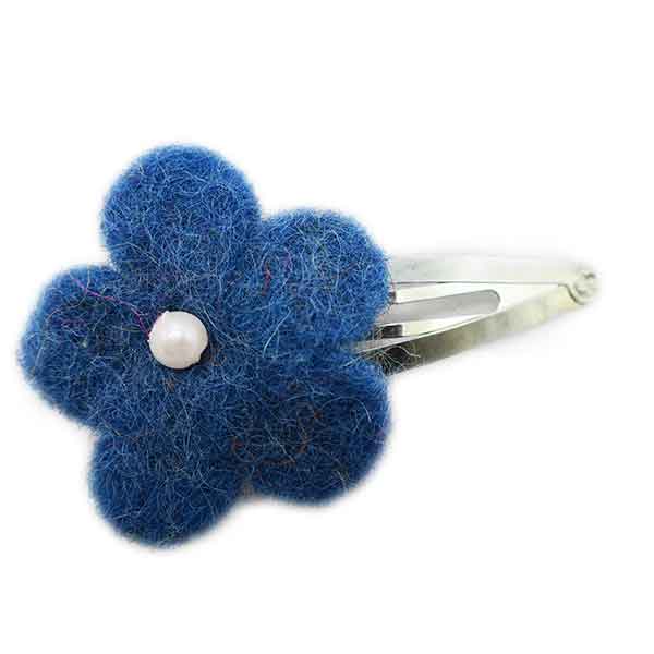 Barrette clip à fleur bleue