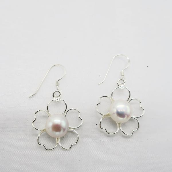 Boucles d'oreilles fleurs pétale en cœur