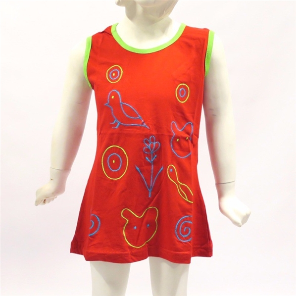 Robe courte rouge avec animaux brodés