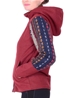 Veste rouge à capuche aux manches style tibétain
